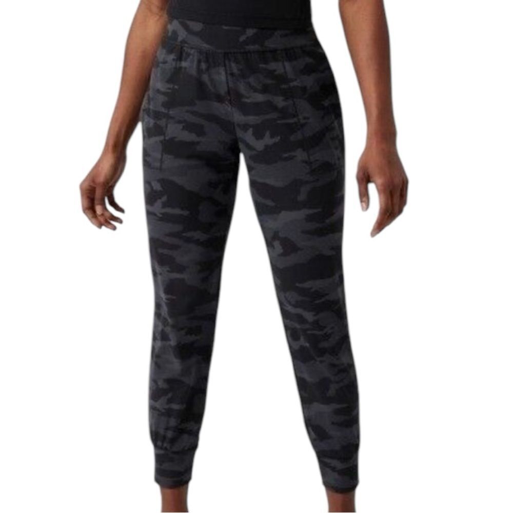 Athleta Salutation Jogger Powervita Size Small - black camo , High-Rise,